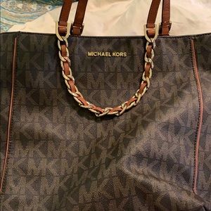 Michael Kors tote